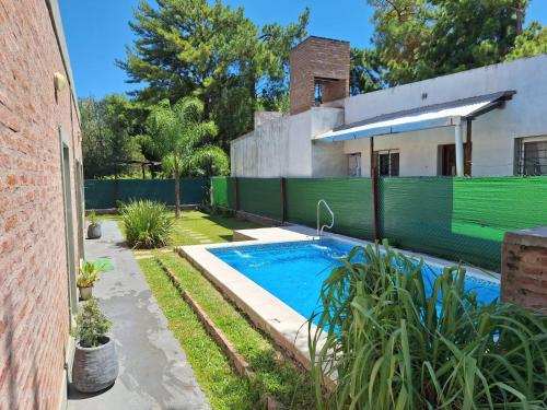 Úszómedence, Quincho Villa Fabiana Sur in Resistencia Úszómedence, Quincho Villa Fabiana Sur in Resistencia