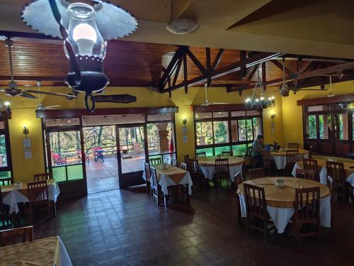레스토랑, Hotel & Restaurant Las Brisas in 완다 레스토랑, Hotel & Restaurant Las Brisas in 완다