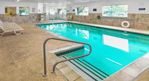 Úszómedence, Crystal Inn Hotel & Suites - Midvalley in Salt Lake City (Utah) Úszómedence, Crystal Inn Hotel & Suites - Midvalley in Salt Lake City (Utah)