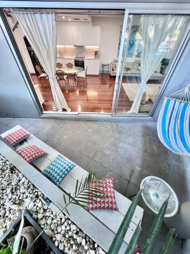 Balkon/terasa, Modern Beachside Suite-Just Steps from Bondi Beach in Bellevue Hill Balkon/terasa, Modern Beachside Suite-Just Steps from Bondi Beach in Bellevue Hill