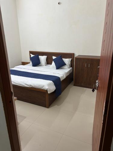 Hotel moon river in Haripur Kalan Hotel moon river in Haripur Kalan