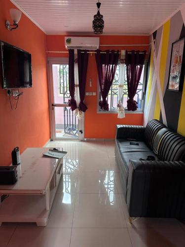 Gastenkamer, Studio Residence OR Tambo in Kribi Gastenkamer, Studio Residence OR Tambo in Kribi
