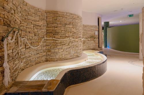 Spa, 美居奧爾比亞酒店 (Mercure Olbia) in 奧爾比亞市中心 Spa, 美居奧爾比亞酒店 (Mercure Olbia) in 奧爾比亞市中心