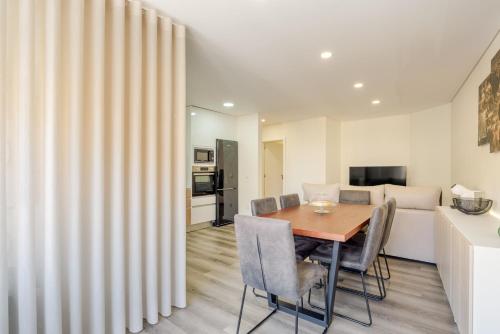 Facilities, Spacious & Stylish Flat with Garage by HostWise in Valongo Facilities, Spacious & Stylish Flat with Garage by HostWise in Valongo