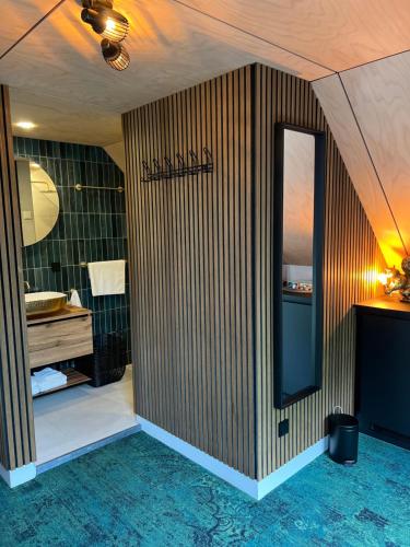 Łazienka, Boetiekhotel Het Huis in Fluitenberg Łazienka, Boetiekhotel Het Huis in Fluitenberg
