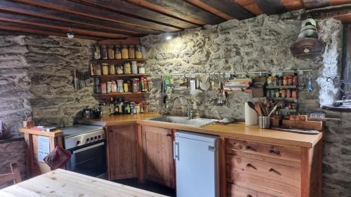 Konyha, Chalet d'alpage au coeur du Parc naturel du Queyras - exceptionnel in Abries Konyha, Chalet d'alpage au coeur du Parc naturel du Queyras - exceptionnel in Abries