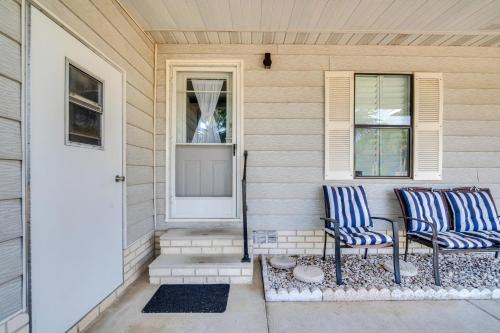 Golf and Pool Access Home with Yard in Lady Lake in Lady Lake (Florida) Golf and Pool Access Home with Yard in Lady Lake in Lady Lake (Florida)