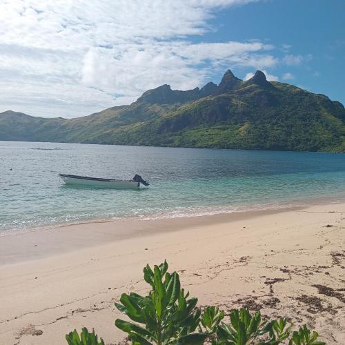 Max"s beachside homestay in Pulau Waya Max"s beachside homestay in Pulau Waya