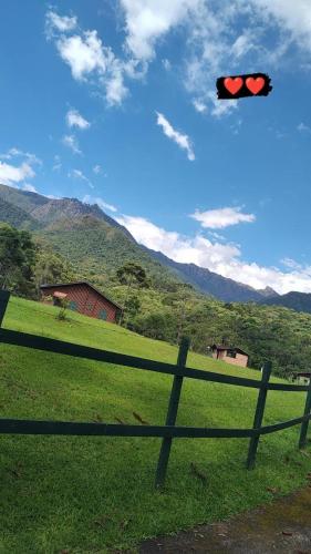 Chalé do Zeh Parque Nacional Itatiaia (Chale do Zeh Parque Nacional Itatiaia) in انجنهيرو باسوس Chalé do Zeh Parque Nacional Itatiaia (Chale do Zeh Parque Nacional Itatiaia) in انجنهيرو باسوس