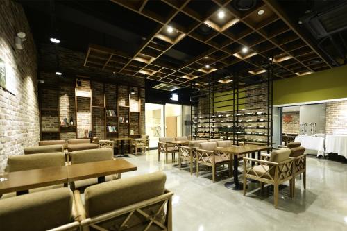 明洞新東方飯店 (Hotel New Oriental Myeongdong) in 首爾 明洞新東方飯店 (Hotel New Oriental Myeongdong) in 首爾