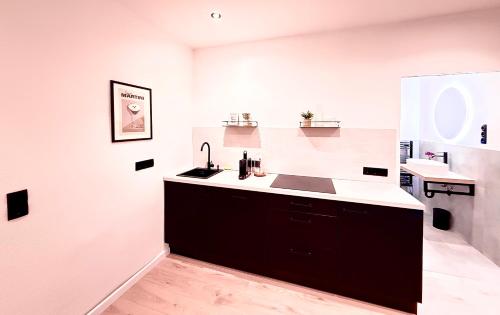 Dapur, Hochwertig saniertes Apartment "Jana", direkt am Ruhrtalradweg, Arnsberg - Neheim in Arnsberg Dapur, Hochwertig saniertes Apartment "Jana", direkt am Ruhrtalradweg, Arnsberg - Neheim in Arnsberg
