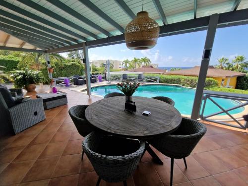 Awa Y Coco in Wishi Awa Y Coco in Wishi