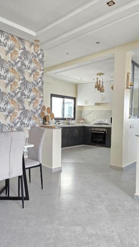 Penthouse Jacuzzi and Nice Gaming Room in 다흘라 Penthouse Jacuzzi and Nice Gaming Room in 다흘라
