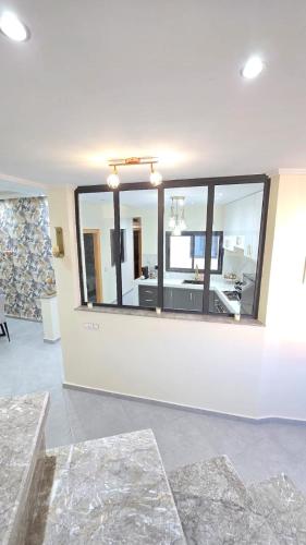 Penthouse Jacuzzi and Nice Gaming Room in 다흘라 Penthouse Jacuzzi and Nice Gaming Room in 다흘라