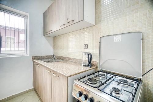 주방, Cozy and sunny apartment in 에살람 주방, Cozy and sunny apartment in 에살람