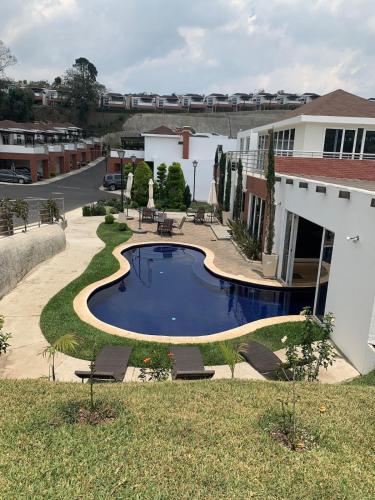 Private house, excellent location in 비야 카날레스 Private house, excellent location in 비야 카날레스