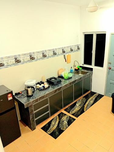 Dom (93 m²) w okolicy Jasin z 3 sypialnią/ami i 2 łazienką/ami (Homestay Najihah Taman Jasin Height -3 bedrooms) in Jasin Dom (93 m²) w okolicy Jasin z 3 sypialnią/ami i 2 łazienką/ami (Homestay Najihah Taman Jasin Height -3 bedrooms) in Jasin