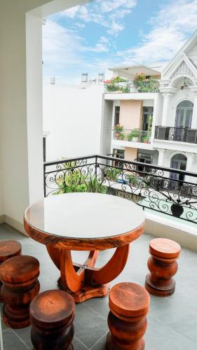 Balcony/terrace, Lucasta Hotel in Cai Rang Balcony/terrace, Lucasta Hotel in Cai Rang