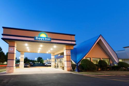 外部景觀, 諾曼戴斯酒店 (Days Inn by Wyndham Norman) in 諾曼市中心 外部景觀, 諾曼戴斯酒店 (Days Inn by Wyndham Norman) in 諾曼市中心