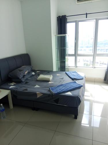 Bed, Cozy Couple Master bedroom 10 Mins from KLCC & LRT Station in Sg Besi Bed, Cozy Couple Master bedroom 10 Mins from KLCC & LRT Station in Sg Besi