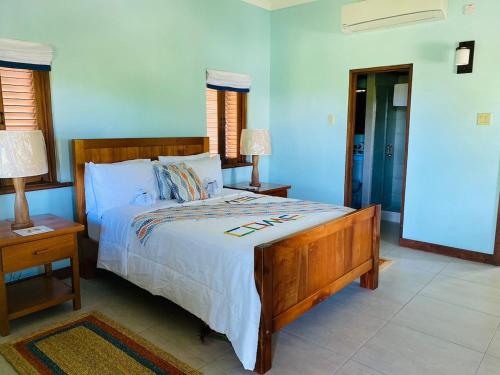 Breadfruit View - Luxury Villa with Private Pool in Oracabessa in โอราคาเบสซา Breadfruit View - Luxury Villa with Private Pool in Oracabessa in โอราคาเบสซา