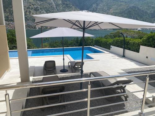 Studio apartment with pool in Mou Studio apartment with pool in Mou