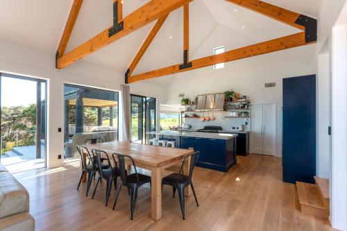 Te Whau Retreat - Main House in Omiha Te Whau Retreat - Main House in Omiha