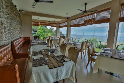 Restaurant, Akway Resort Beragala Haputale in Haputale Restaurant, Akway Resort Beragala Haputale in Haputale