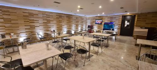 Restaurant, Prabhat Inn in Chas Restaurant, Prabhat Inn in Chas