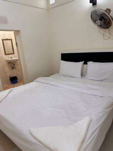 Lim Mohaleap Guest House in Koh Kong Lim Mohaleap Guest House in Koh Kong
