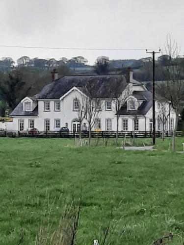 Clone manor Lodge in Dunmore Clone manor Lodge in Dunmore