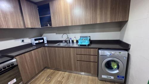 Luxury Apartment Prime location in Madinat Zayid Luxury Apartment Prime location in Madinat Zayid