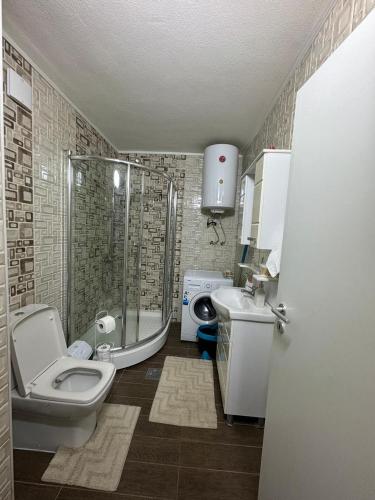 Ванная комната, Gjilan Apartament in Гнилане Ванная комната, Gjilan Apartament in Гнилане