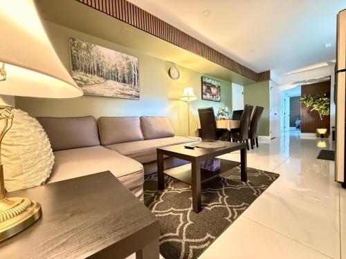 Brand New 2 Bedroom Suite in Langley Twp - Play Area, Patio & Mini Golf in Aldergrove (BC) Brand New 2 Bedroom Suite in Langley Twp - Play Area, Patio & Mini Golf in Aldergrove (BC)