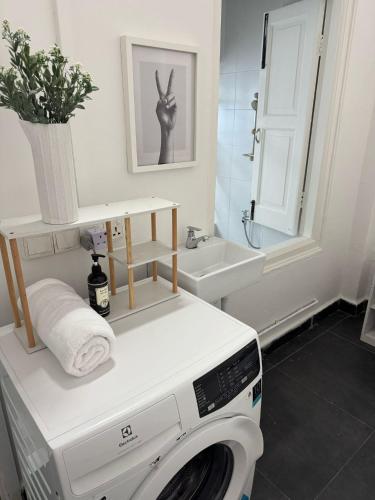 545 Residences - Extended stay property-- Min 6 nights in HarbourFront 545 Residences - Extended stay property-- Min 6 nights in HarbourFront