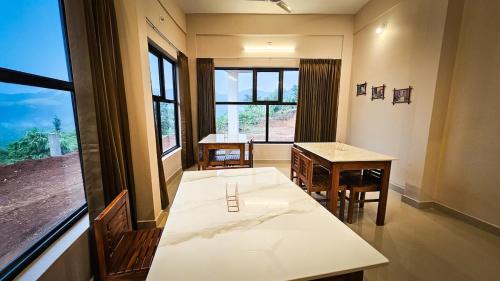 A Hilltop Nature Retreat in Wayanad in Thavinhal A Hilltop Nature Retreat in Wayanad in Thavinhal