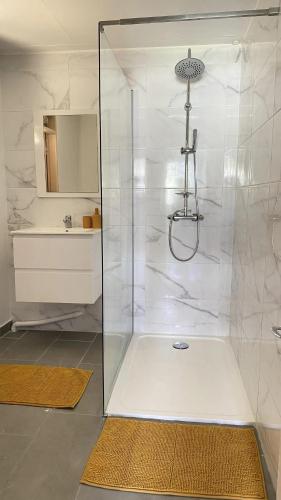 Appartement moderne à Remire-Montjoly avec balcon, 60 m² (Appartement moderne a Remire-Montjoly avec balcon, 60 m²) in Remire-Montjoly Appartement moderne à Remire-Montjoly avec balcon, 60 m² (Appartement moderne a Remire-Montjoly avec balcon, 60 m²) in Remire-Montjoly