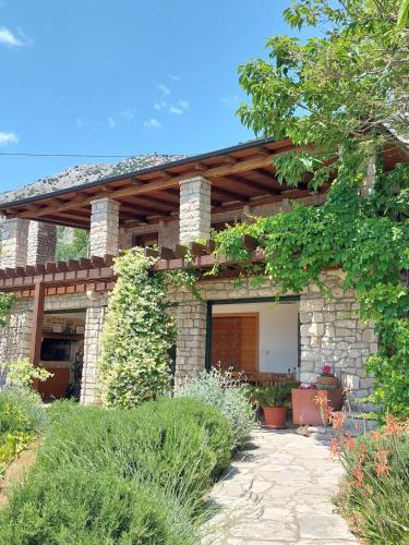 Quiet place with a beautiful view in Murvica Quiet place with a beautiful view in Murvica