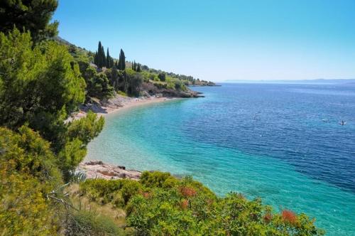 Quiet place with a beautiful view in Murvica Quiet place with a beautiful view in Murvica