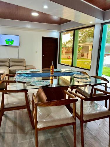 Shared lounge/TV area, Casa de Playa Villa Anabella in Salitran Shared lounge/TV area, Casa de Playa Villa Anabella in Salitran