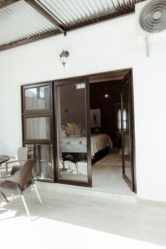 Out of Africa Town Lodge in Otjiwarongo Out of Africa Town Lodge in Otjiwarongo