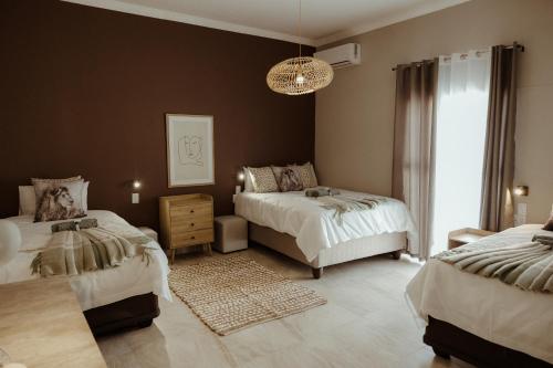 Out of Africa Town Lodge in Otjiwarongo Out of Africa Town Lodge in Otjiwarongo