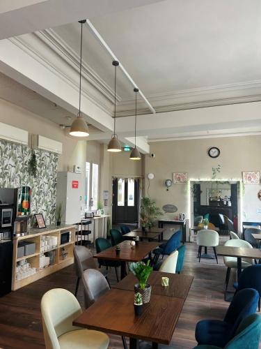 宴會廳, Auberge de jeunesse HI Avignon in 亞維儂 宴會廳, Auberge de jeunesse HI Avignon in 亞維儂