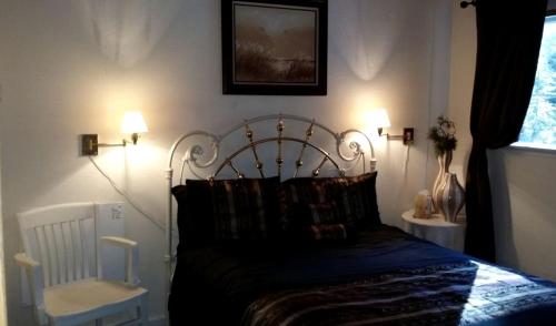 Charming Log Cabin Rental near Huntington Lake in the Sierra Nevada of California in Tamarack Mountain Charming Log Cabin Rental near Huntington Lake in the Sierra Nevada of California in Tamarack Mountain