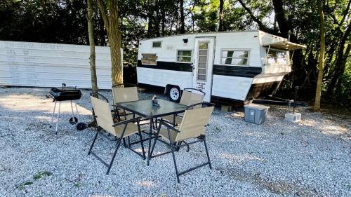 Picturesque Glamping Experience in Winchester, Kentucky in Winchester (Kentucky) Picturesque Glamping Experience in Winchester, Kentucky in Winchester (Kentucky)