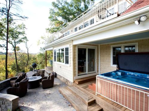 Deluxe Cottage Rental on a 100-Acre Farm on the Shenandoah River, Virginia in פרונט רויאל(וי אי) Deluxe Cottage Rental on a 100-Acre Farm on the Shenandoah River, Virginia in פרונט רויאל(וי אי)