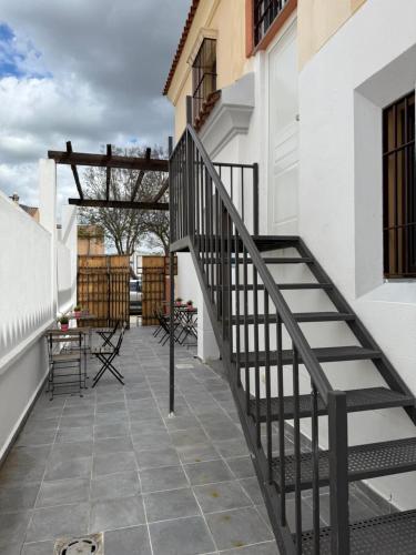 Estudio familiar con baño compartido SEVILLA DELUXE LOS ROSALES (Estudio familiar con bano compartido SEVILLA DELUXE LOS ROSALES) in Tocina Estudio familiar con baño compartido SEVILLA DELUXE LOS ROSALES (Estudio familiar con bano compartido SEVILLA DELUXE LOS ROSALES) in Tocina