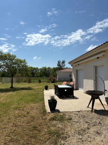 "La Bressolaise" Ideal familles, piscine, calme in Bressols "La Bressolaise" Ideal familles, piscine, calme in Bressols