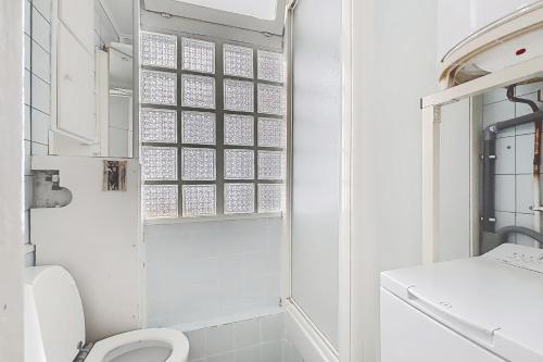 Charming 2-room apartment near Montmartre in Pigalle Charming 2-room apartment near Montmartre in Pigalle