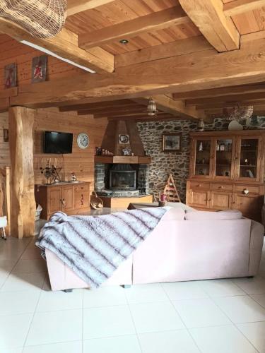 La maison aux lilas in Sauveterre-De-Comminges La maison aux lilas in Sauveterre-De-Comminges